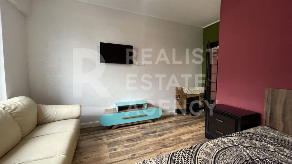 Închiriere apartament 2 camere, 2 locuri de parcare, Royal Town, Iași - Poză 3