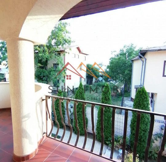 Vila P+E+M, an 2012, 6 camere, ultracentral, finisaje lux, Ploiesti,PH - Poză 27