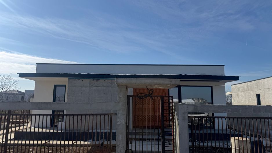 Vila Individuala in still INDUSTRIAL 500mp CURTE - Poză 3