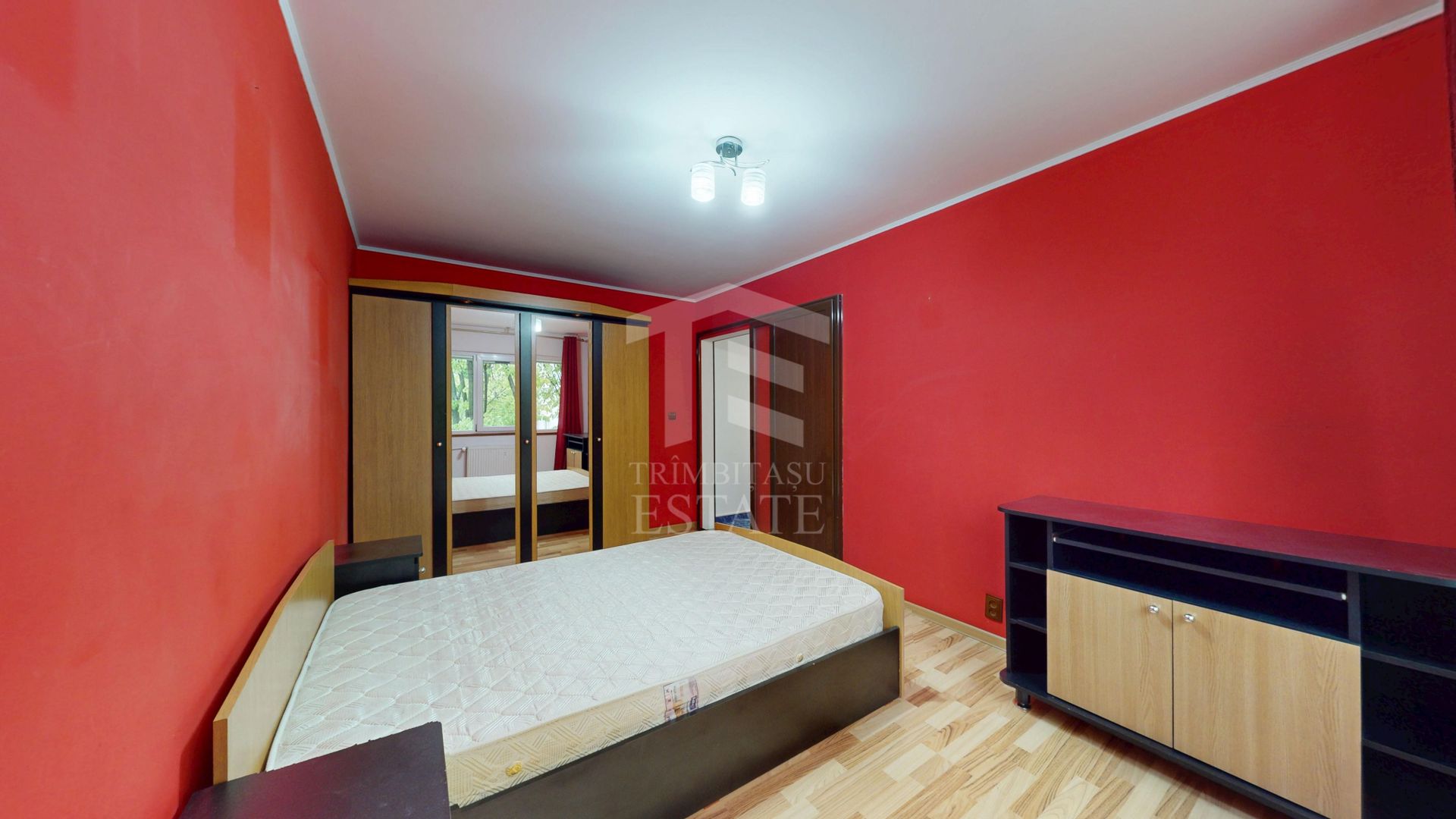 3 camere Turnu Magurele - Metrou Aparatorii Patriei - Poză 1