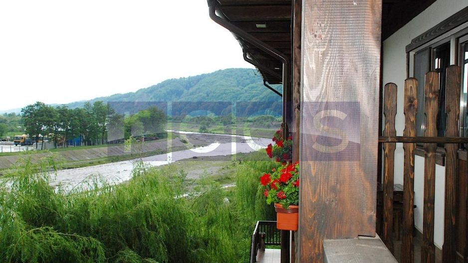 Afacere la cheie pensiunea Meridian sat Corbeni amortizare 30% / an - Poză 7