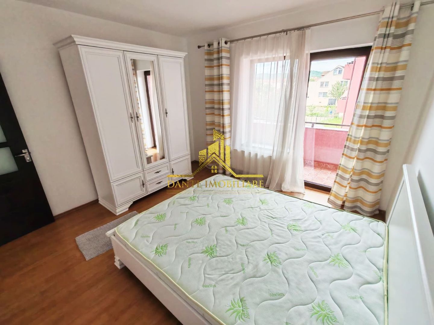 3 camere, TOTUL NOU, modern, balcon, parcare, Floresti - Poză 14