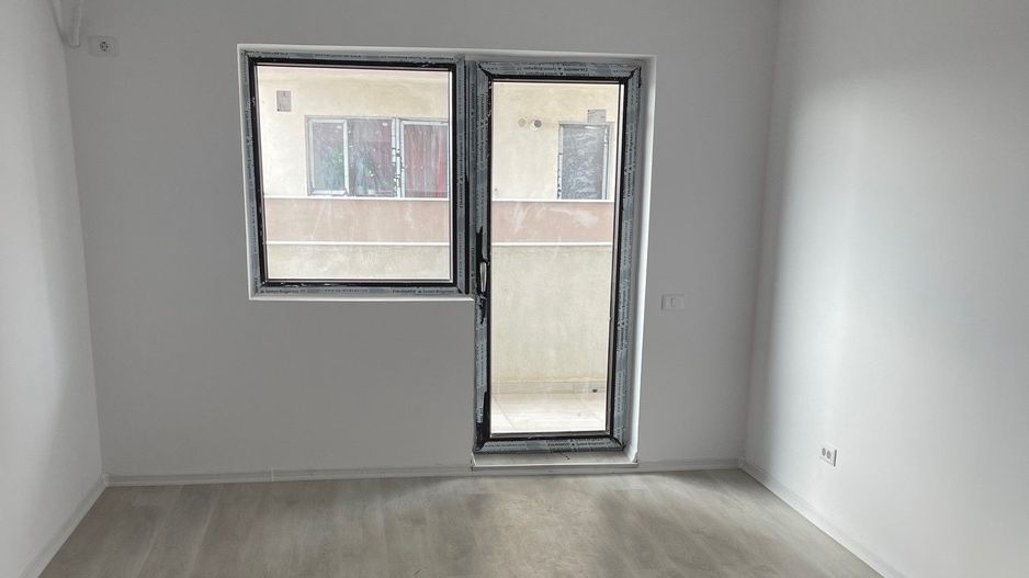 Apartament NOU 2 camere - Loc de parcare si boxa inclusa in pret - Poză 1