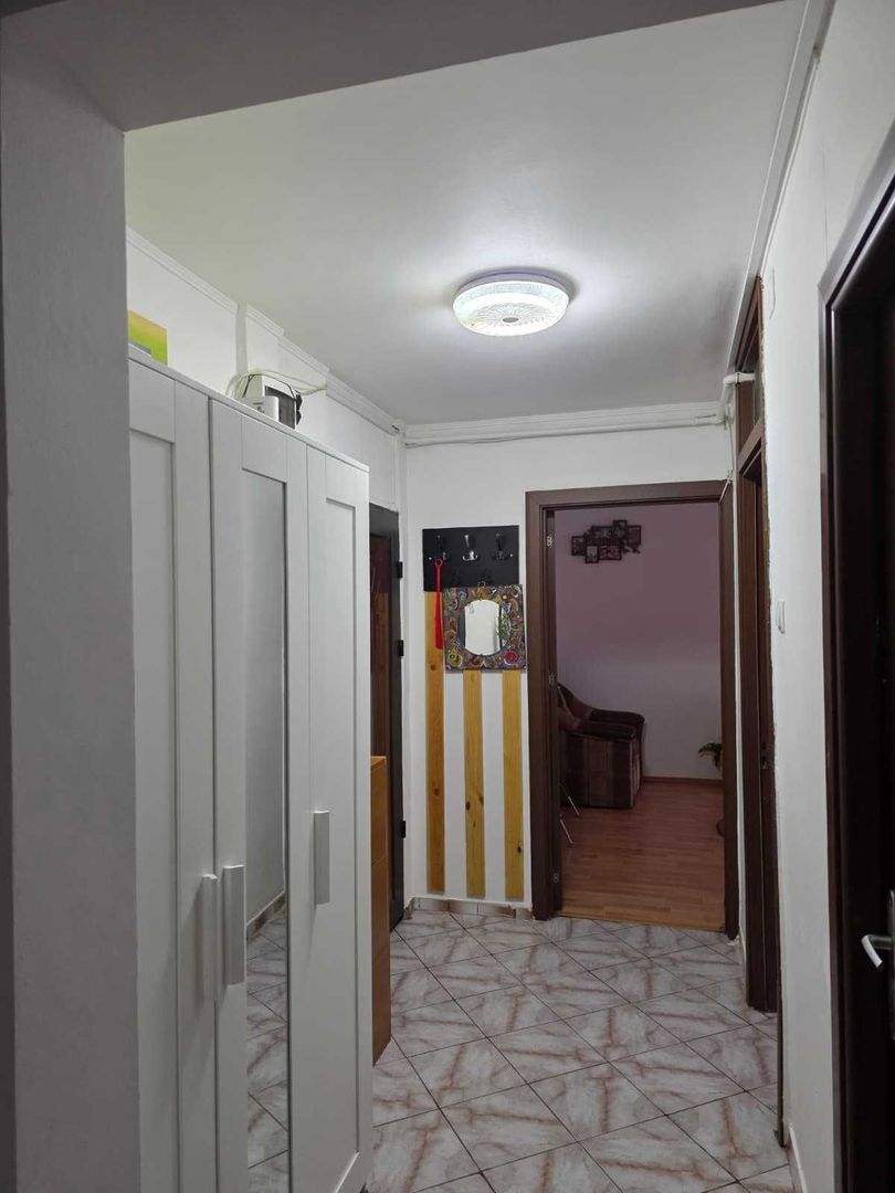 2 camere decomandat, etaj 3, mobilat, aproape metrou si Penny - Poză 4