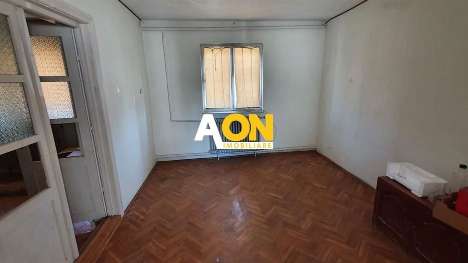 Apartament la casa, 4 camere, pretabil pentru birouri, zona Cetate - Poză 5