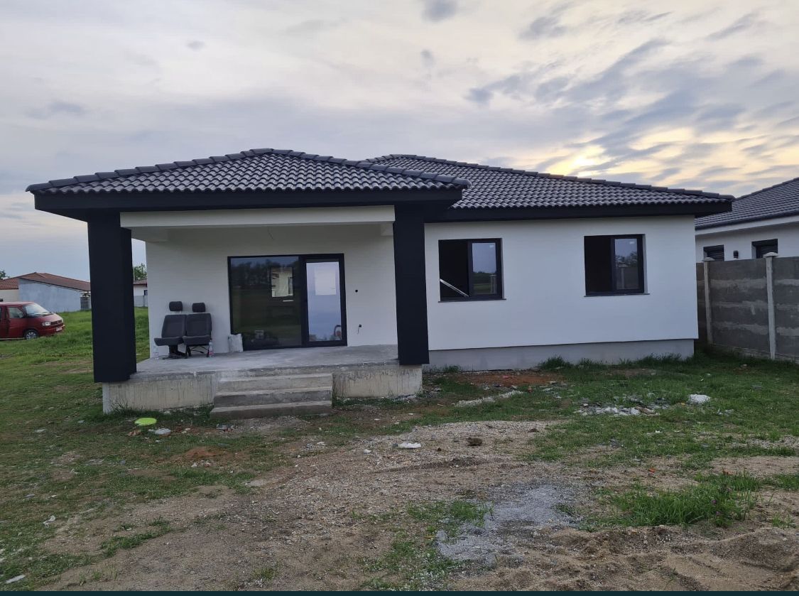 Vand casa Strada Odoreului,cartier Giulia! - Poză 3