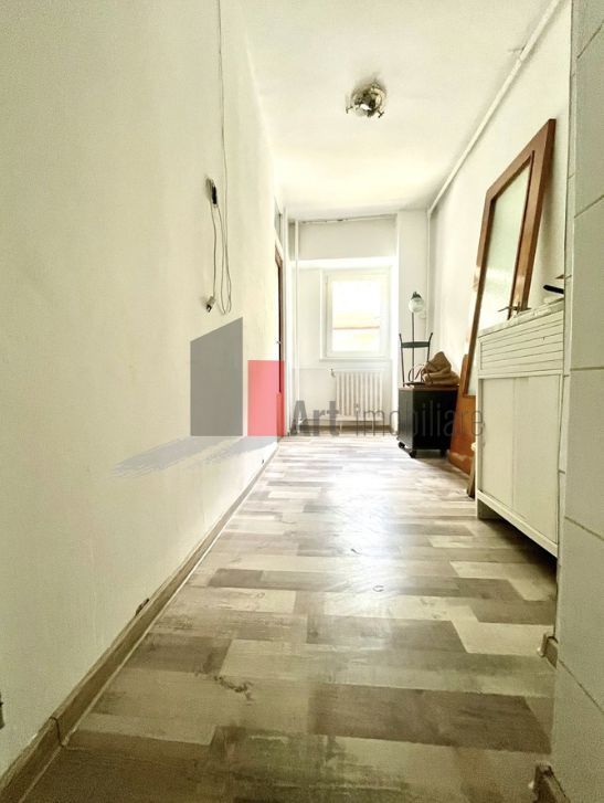 GARSONIERA  SEBASTIAN- MOTOC - Poză 3