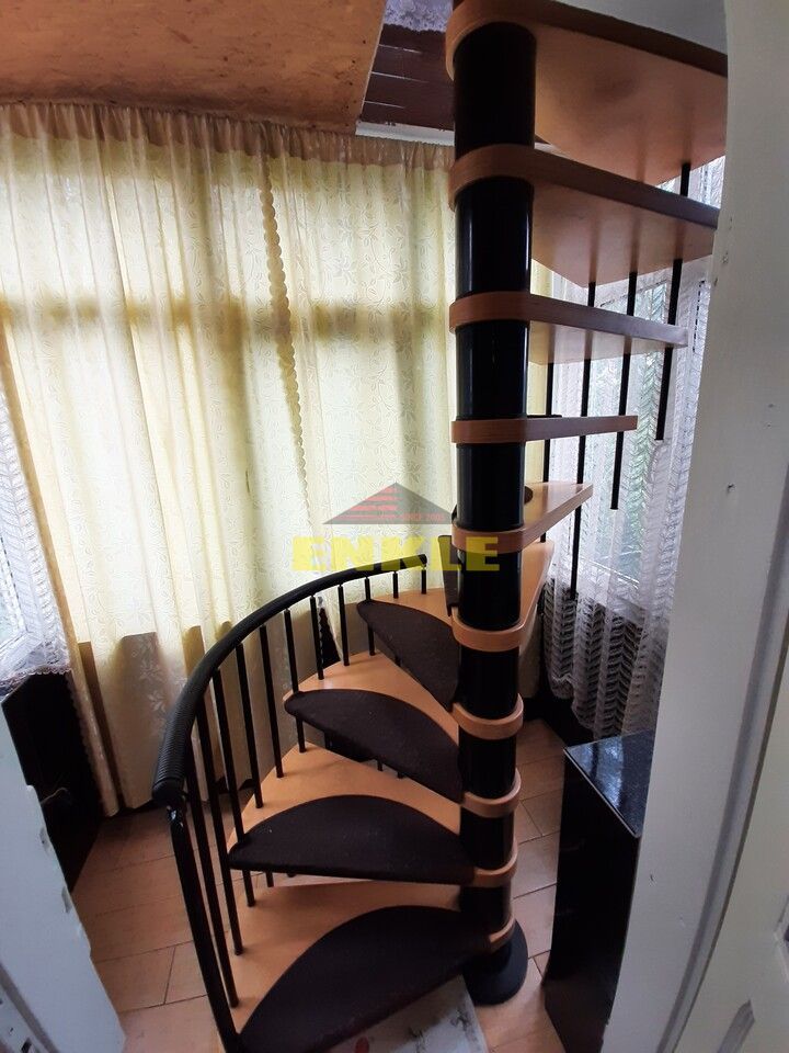 De vânzare – Apartament 2 camere + mansardă, zona Primăverii - Poză 7