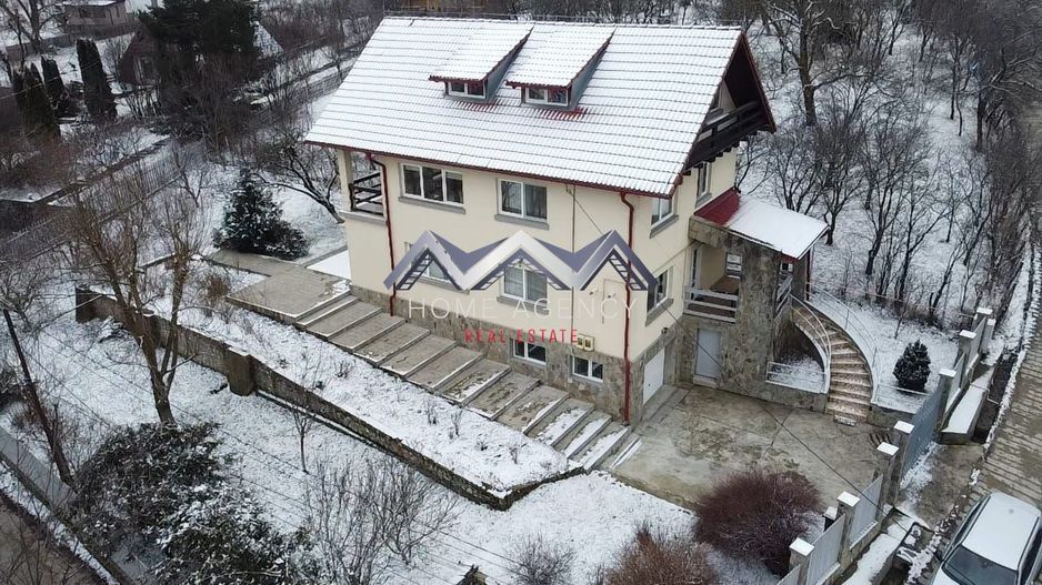 Vilă ultrafinisată cu panoramă superbă, teren 868 mp– Breaza - Poză 10