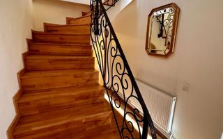 Vanzare casa ideal 2 familii padurea Romanesti - Poză 28