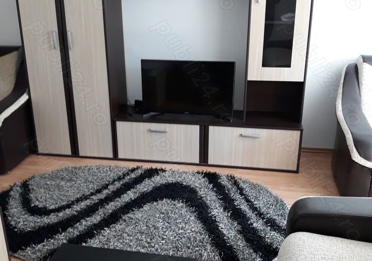 inchiriere garsoniera zona Lujerului renovata utilata 380 euro - Poză 2