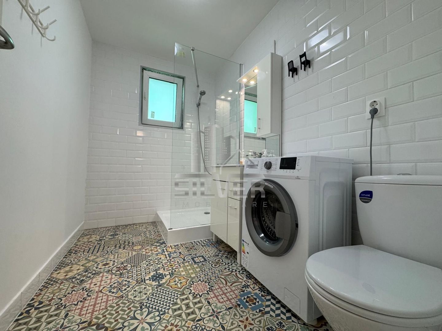 Apartament cu 2 camere/parcare subterana/Terasa/zona Eroilor. - Poză 5
