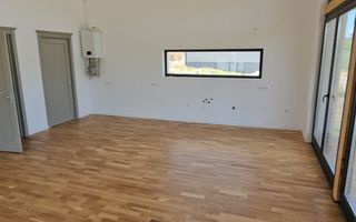 Vilă chalet modern cu perete panoramic de sticlă - Livezeni, Mureș - Poză 4