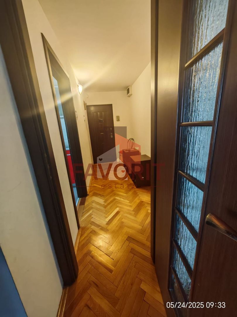 4 camere | centrala proprie | etaj intermediar | zona excelenta | renovat | - Poză 11