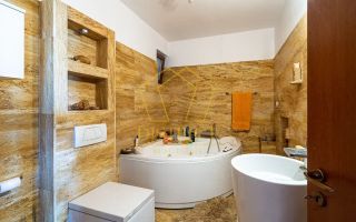 0% COM Apartament cu 3 camere, scara interioara, semineu | Favorit - Poză 13