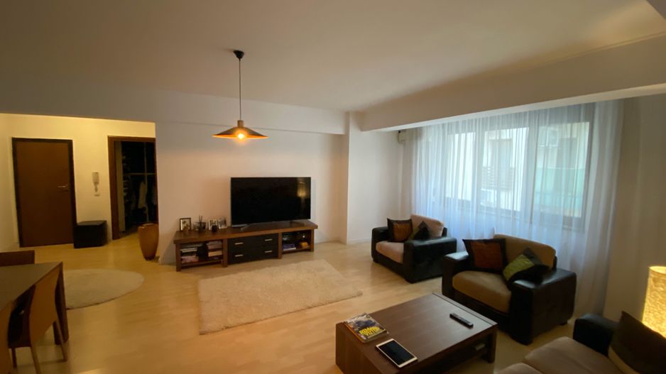 Inchiriere apartament 3 camere zona Mall Vitan - Poză 1