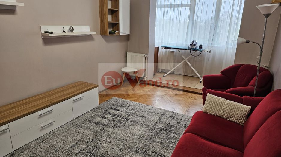 Apartament cu 3 camere, mobilat si utilat - Piata Centrala - Poză 2
