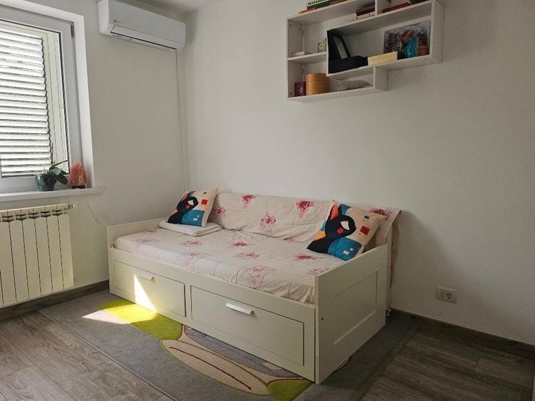 Apartament în Cotroceni, mobilat,utilat, poziție liniștită, vedere spre grădină - Poză 12