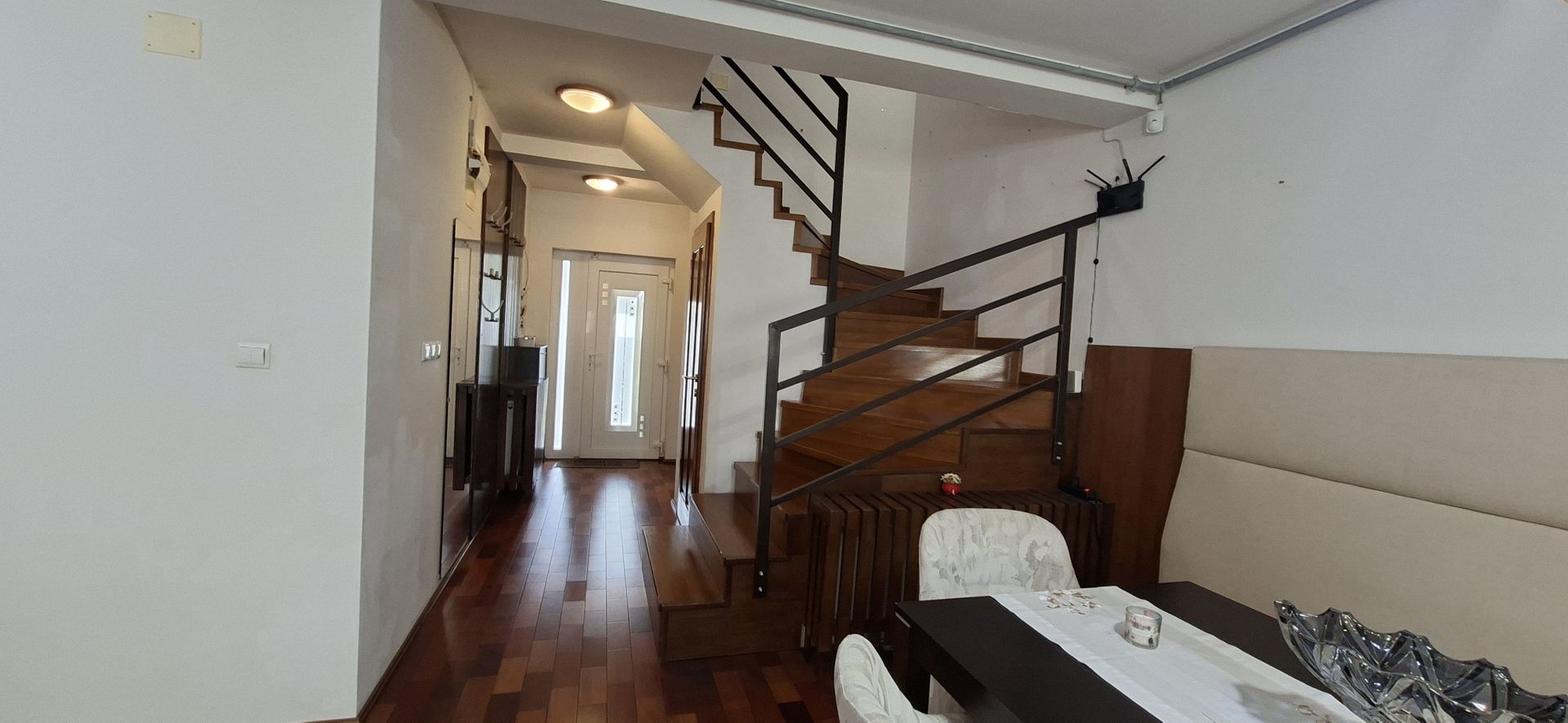 Casa P+E cu 4 camere - Aradului/British SCHOOL - Poză 17