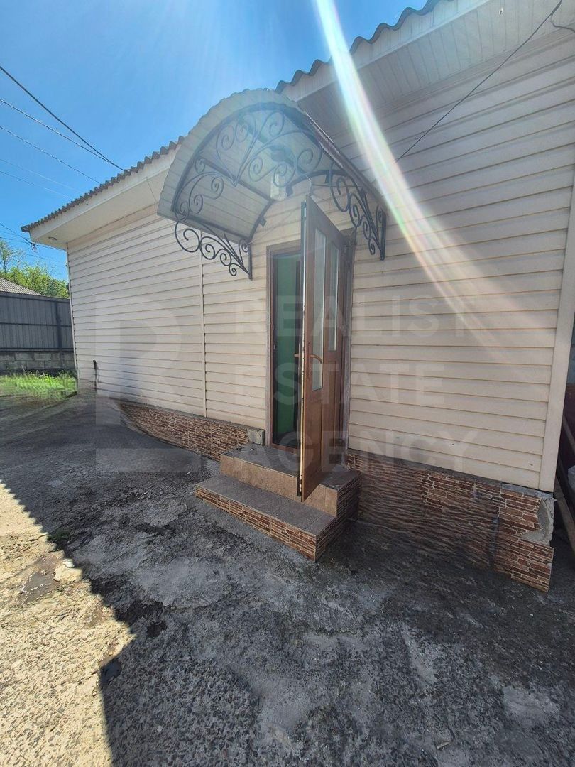 Vânzare, 2 case pe un teren, Hăsnășenii Noi, raionul Drochia - Poză 1