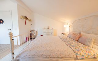 Casa Individuala de vanzare - Comuna Berceni - Complet mobilata - Poză 19