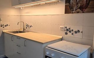 Apt 2 camere Stefan Cel Mare - Cu Un Balcon Marisor - Poză 3