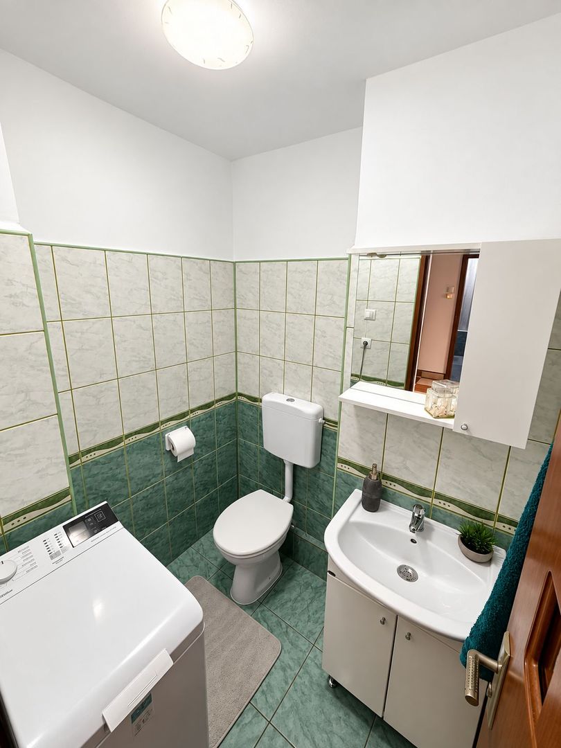 Dambovita | 3 camere | Decomandat | Centrala proprie | 2 bai | 2 balcoane - Poză 18