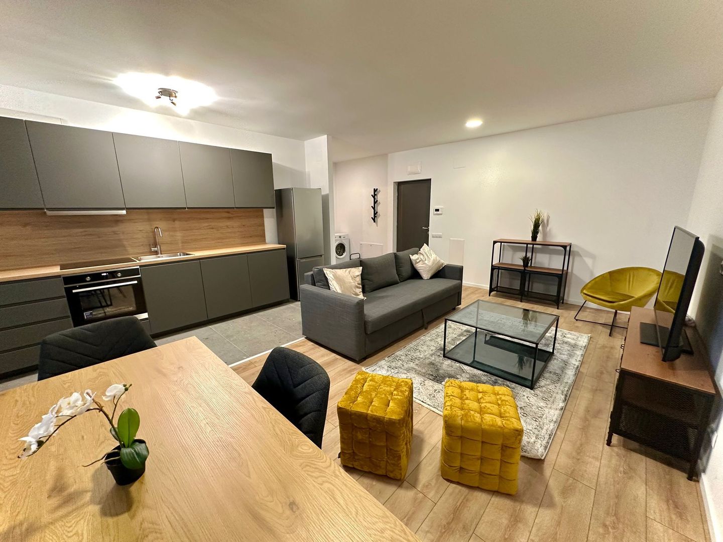 Inchiriere apartament 2 camere si loc parcare | Grand Park Pipera - Poză 10