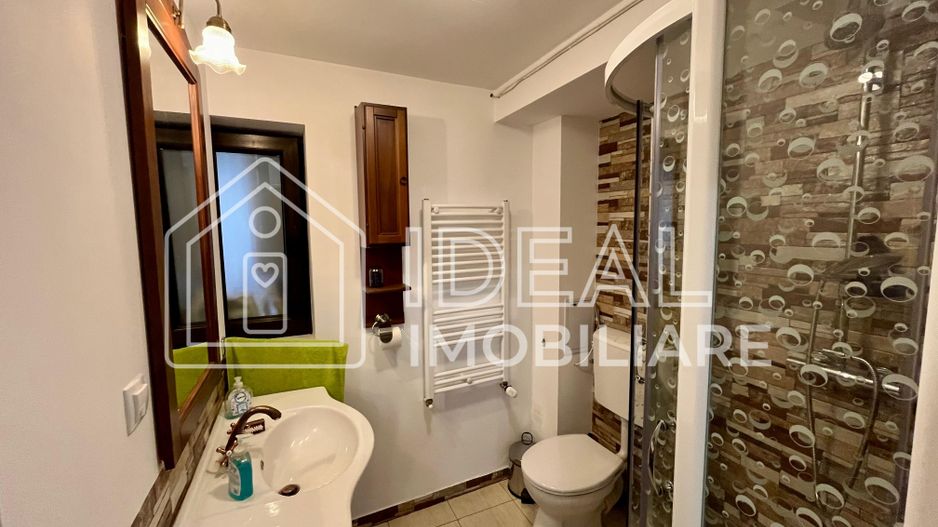 Casă individuală cu 5 camere și curte proprie - în Cisnădioara - Poză 16