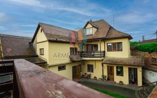 Casă în Centrul vechi Mediaș - Poză 18