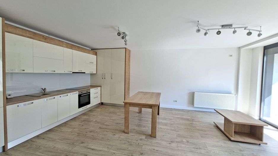 Apartament lux cu 3 camere de vanzare în zona Elisabetin - Poză 2
