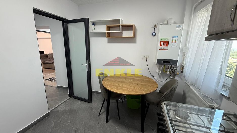 Apartament 4 camere decomandat de vânzare – Zona Carrefour - Poză 11