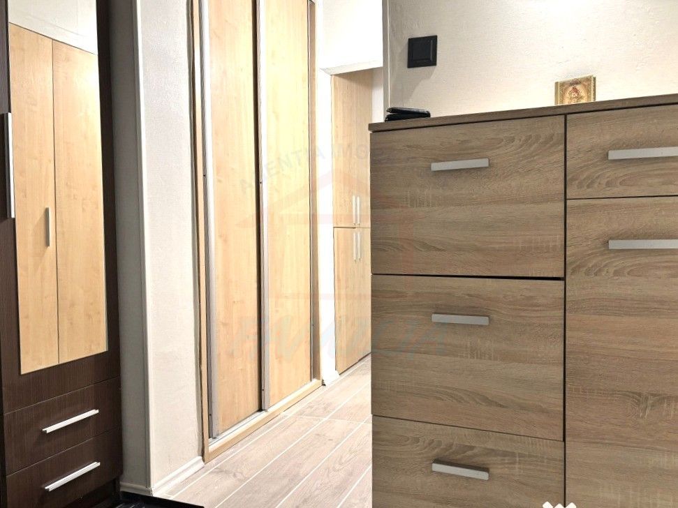 Apartament renovat, 2 camere decomandate – Siderurgiștilor Vest parter - Poză 6