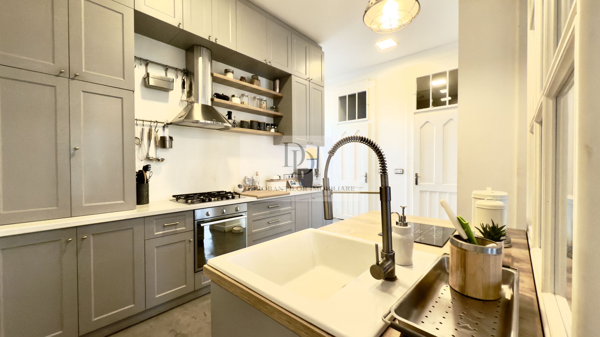 Vânzare Apartament 3 camere- 120 mp | Parcare+Boxǎ | Zona Dorobantilor - Poză 5