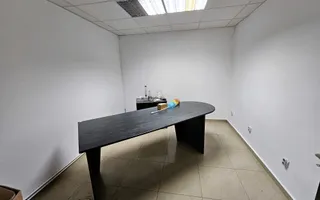 Spatiu comercial cu expunere stradala, 115 mp utili, str. V. Goldis - Poză 13