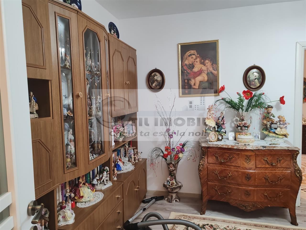 Apartament 3 camere semidecomandat parter Tudor Vladimirescu - Poză 1