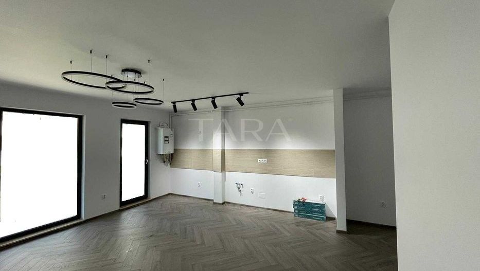 Apartament 2 camere, Floresti - Poză 2