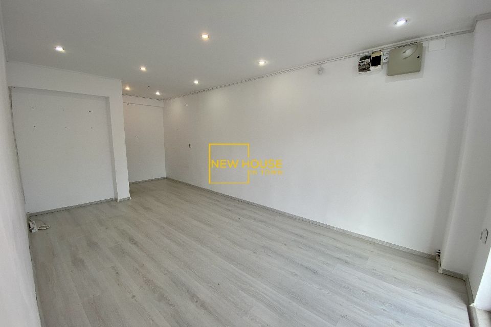 Spatiu comercial de inchiriat la parter in zona Astra - Poză 6