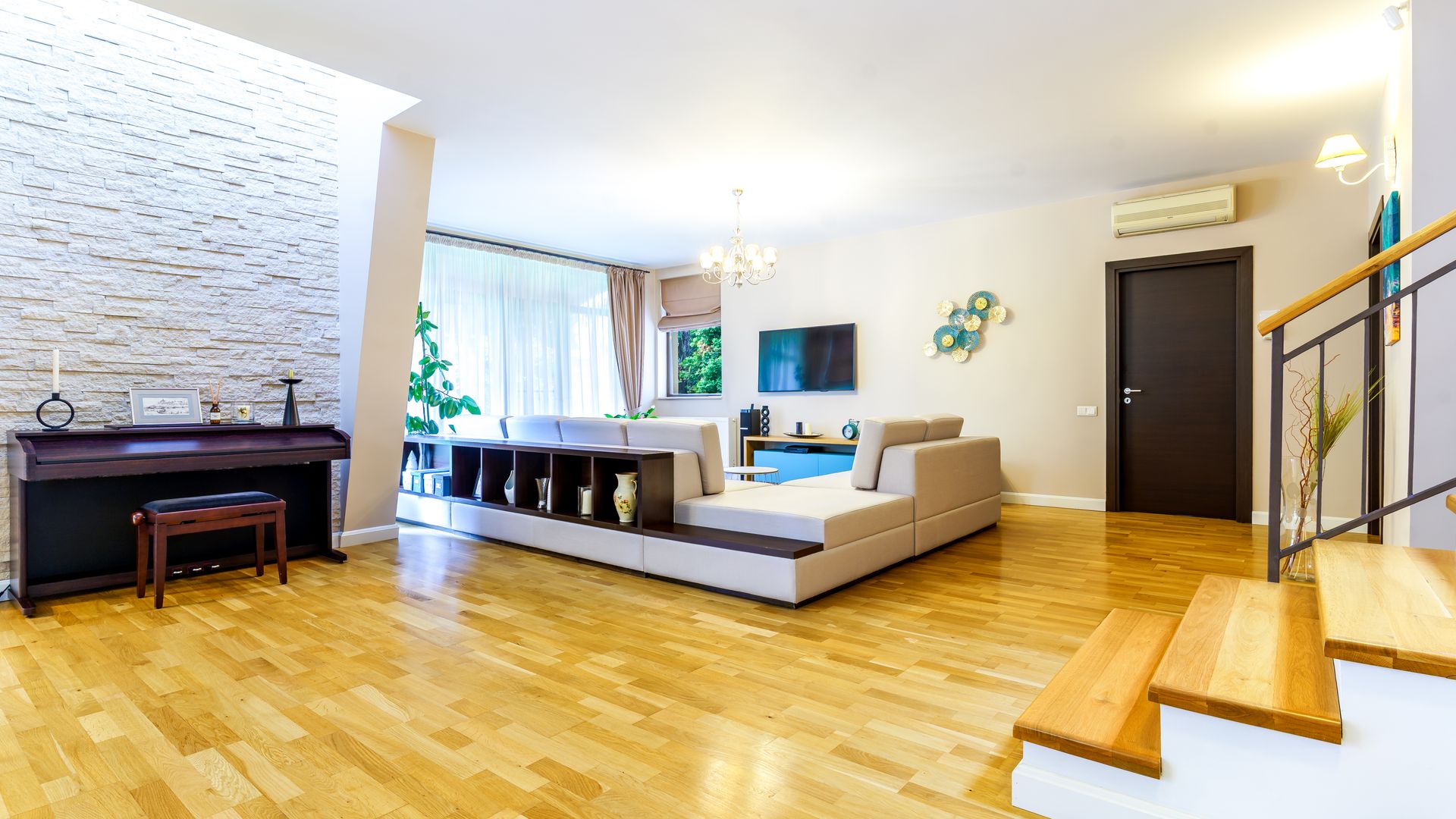 Vilă modernă, cu grădină superbă – ideală pentru o familie! - Poză 3