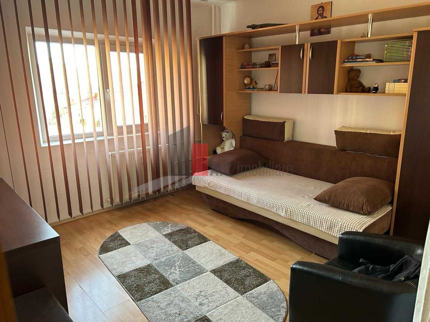 APARTAMENT 3 CAMERE SEBASTIAN SUPERB - Poză 1