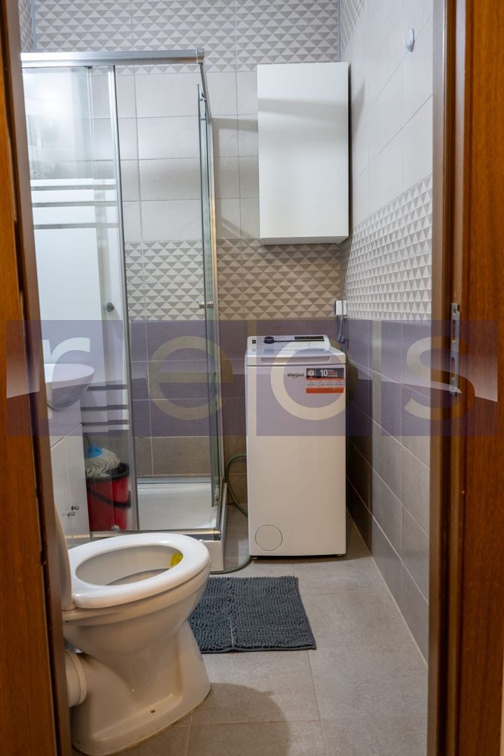 VÂNZARE GARSONIERĂ | ZONA TITAN | MOBILATA ȘI UTILATA - Poză 4