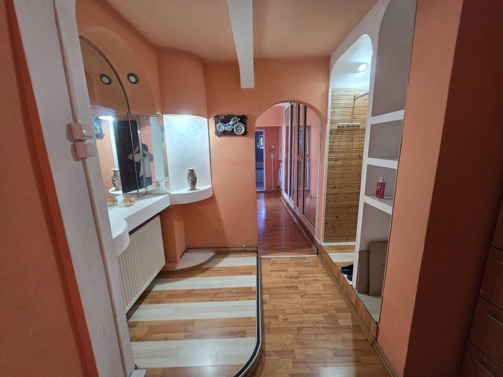 Vanzare apartament 3 camere, IREG, 84mp, 80.000 EURO - Poză 1