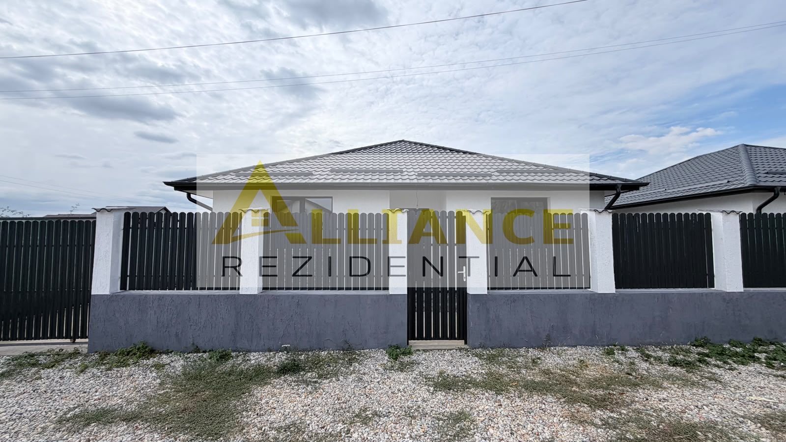 Casa Individuala - 4 camere - 2 bai - 315mp teren - Poză 1