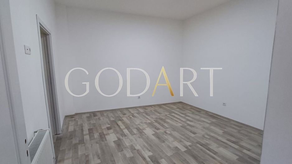 Casă renovată complet în 2023 | Zona centrala | 4 camere - Poză 1