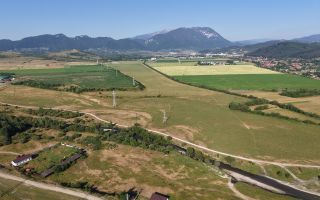 TEREN CU AMPLASAMENT RAR – DIRECT PE MALUL RÂULUI TURCU, ZĂRNEȘTI - Poză 2