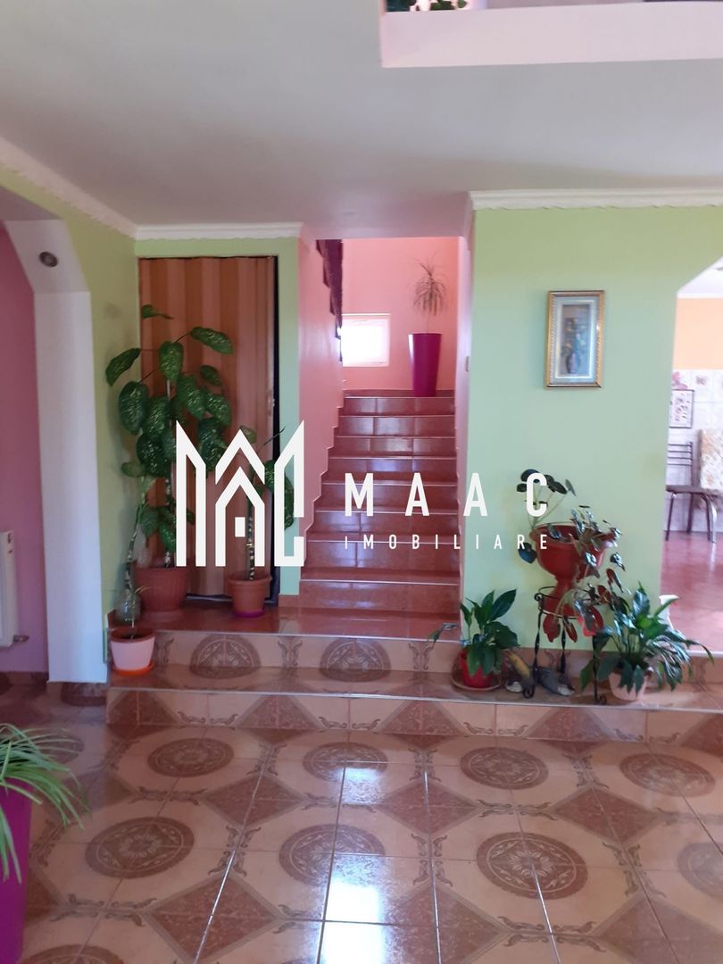 Casă spațioasă I 6 camere I Teren 845 mp I Zonă de Case I Priveliște Superbă - Poză 2