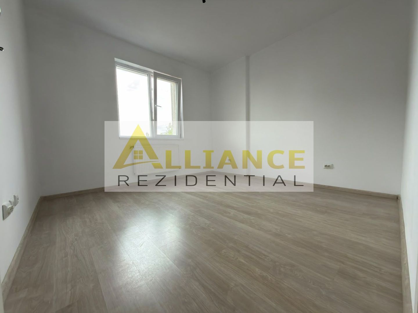Apartament 2 camere/ Decomandat /60mp/Metrou BERCENI 18min - Poză 1