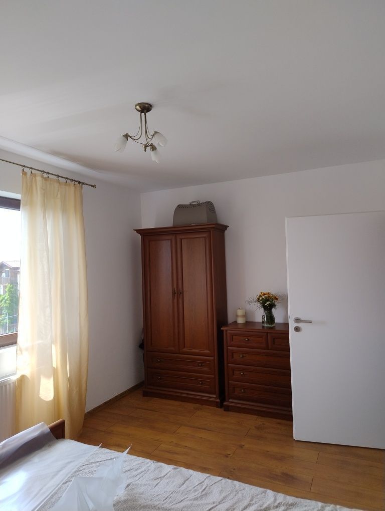 Giroc | 2 Camere | Mobilat si Utilat | Centrala proprie | Loc de parcare - Poză 3