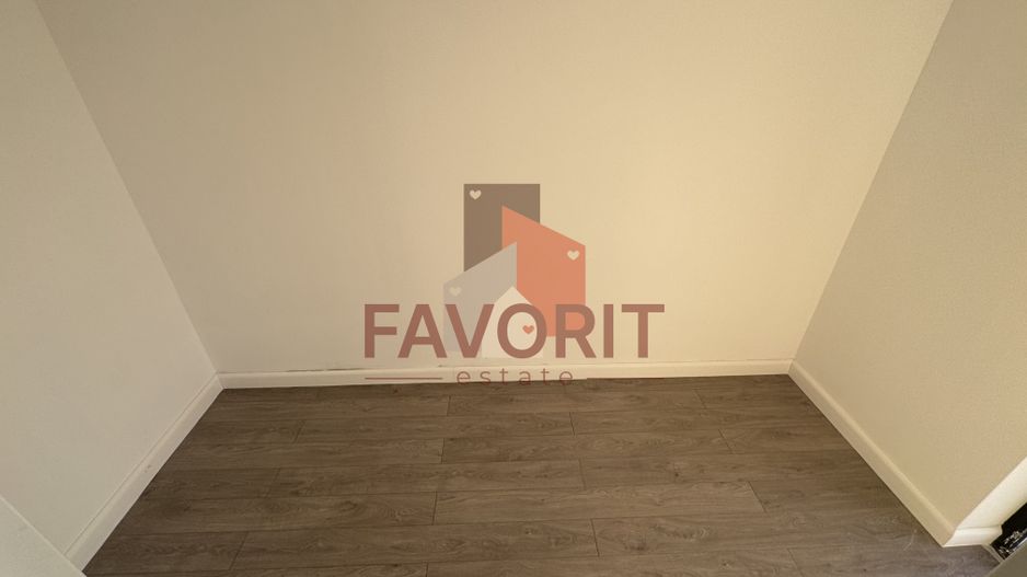 Comision 0%. Panouri si pompa de caldura. Despartit prin camera tehnica - Poză 15