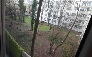 Vanzare apartament 3 camere Titan- Aleea Giurgeni, boxa, posibilitate centrala - Poză 7